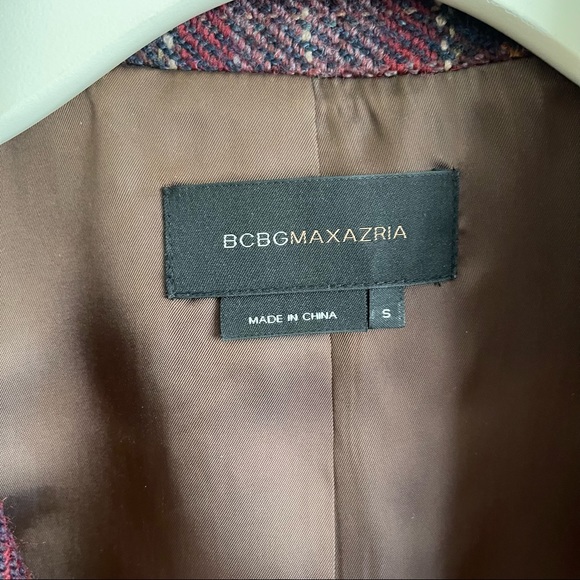 Bcbgmaxazria wool/nylon blend burgundy blazer (small) - Picture 2 of 3